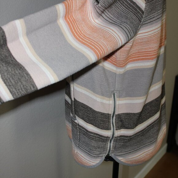 Woolrich 100% Cotton Baja Style Pullover Size Medium - Picture 3 of 10